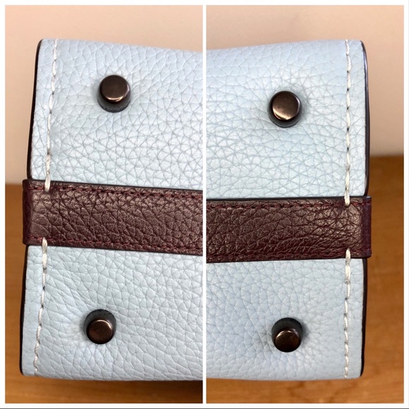 S⭕️LD‼️Coach Cashin Carry Tote 22 In Colorblock Waterfall Multi - Picture 7 of 12